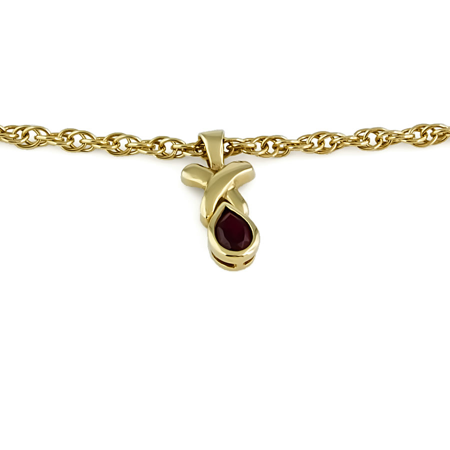 9ct gold Garnet Pendant with chain